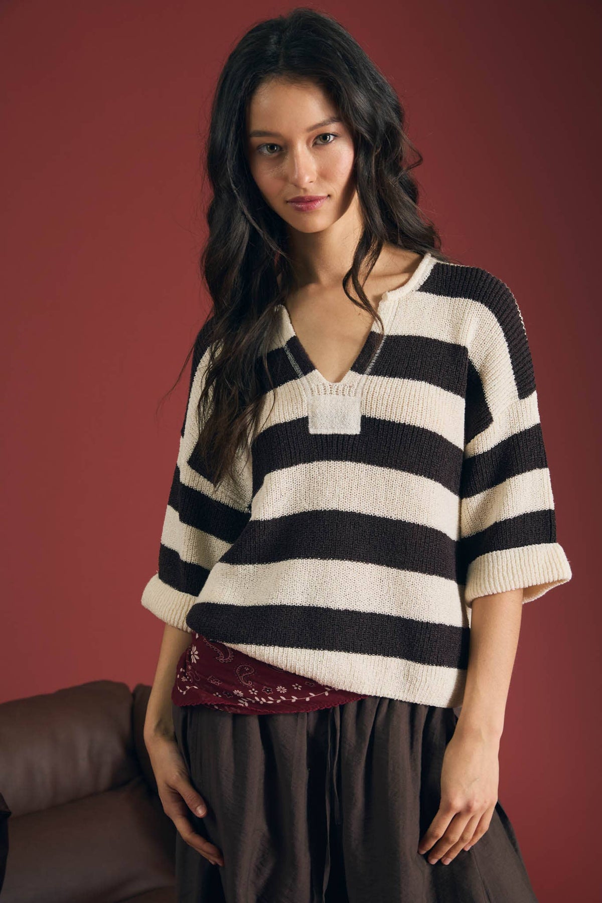 WIDE STRIPE RAW SPLIT TOP