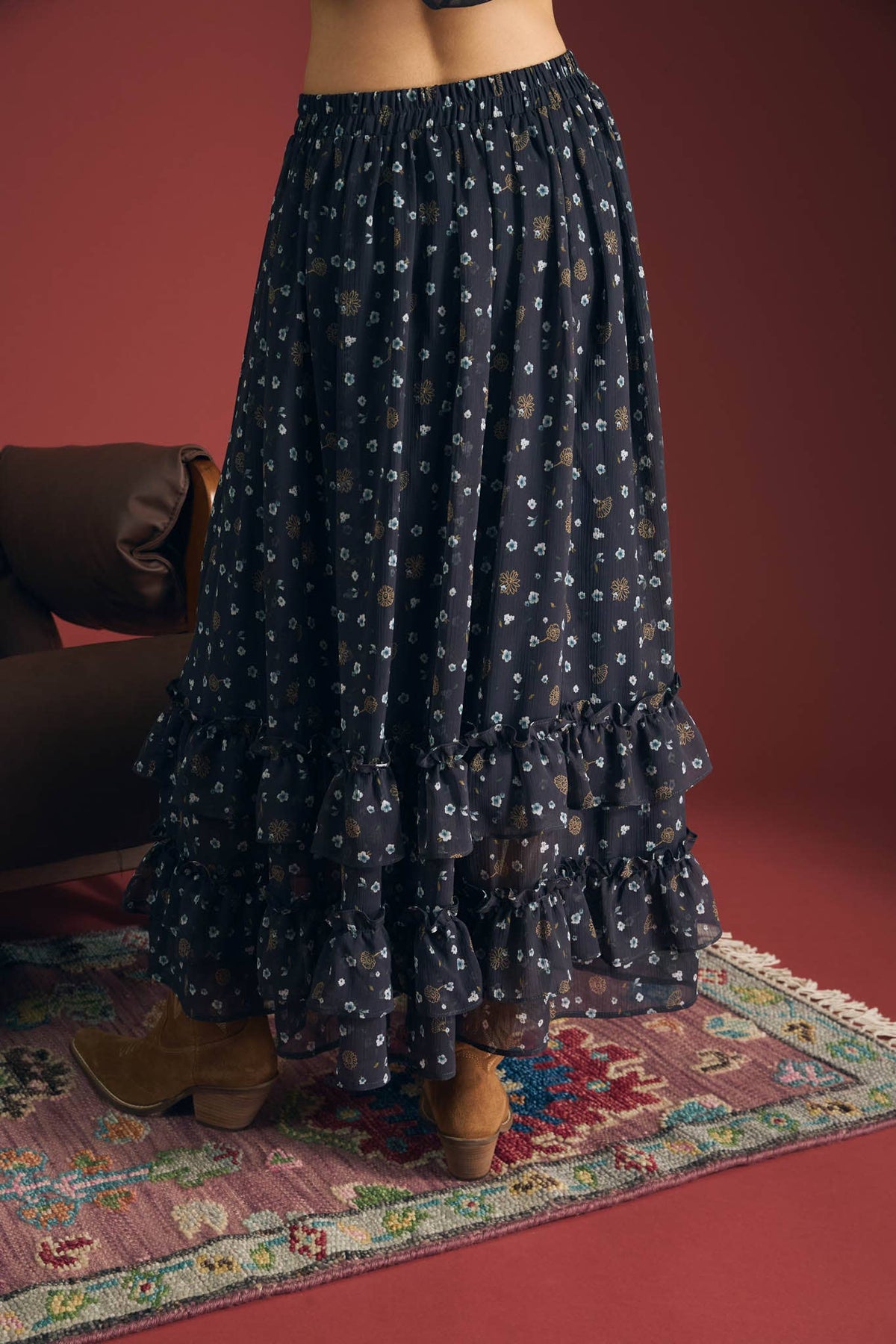 NAVY FLORAL RUFFLE TIERED SKIRT