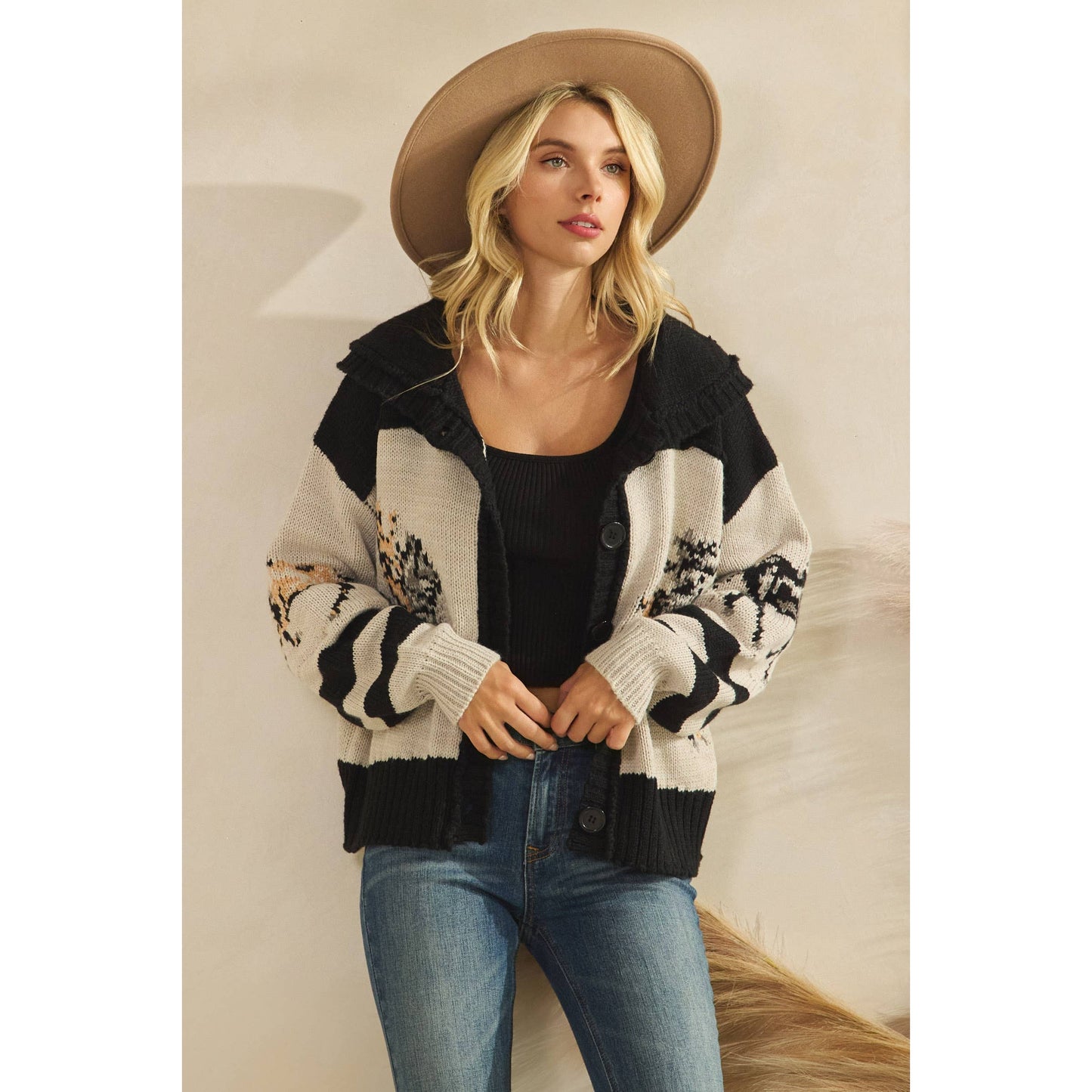 Sweater with Horse Print